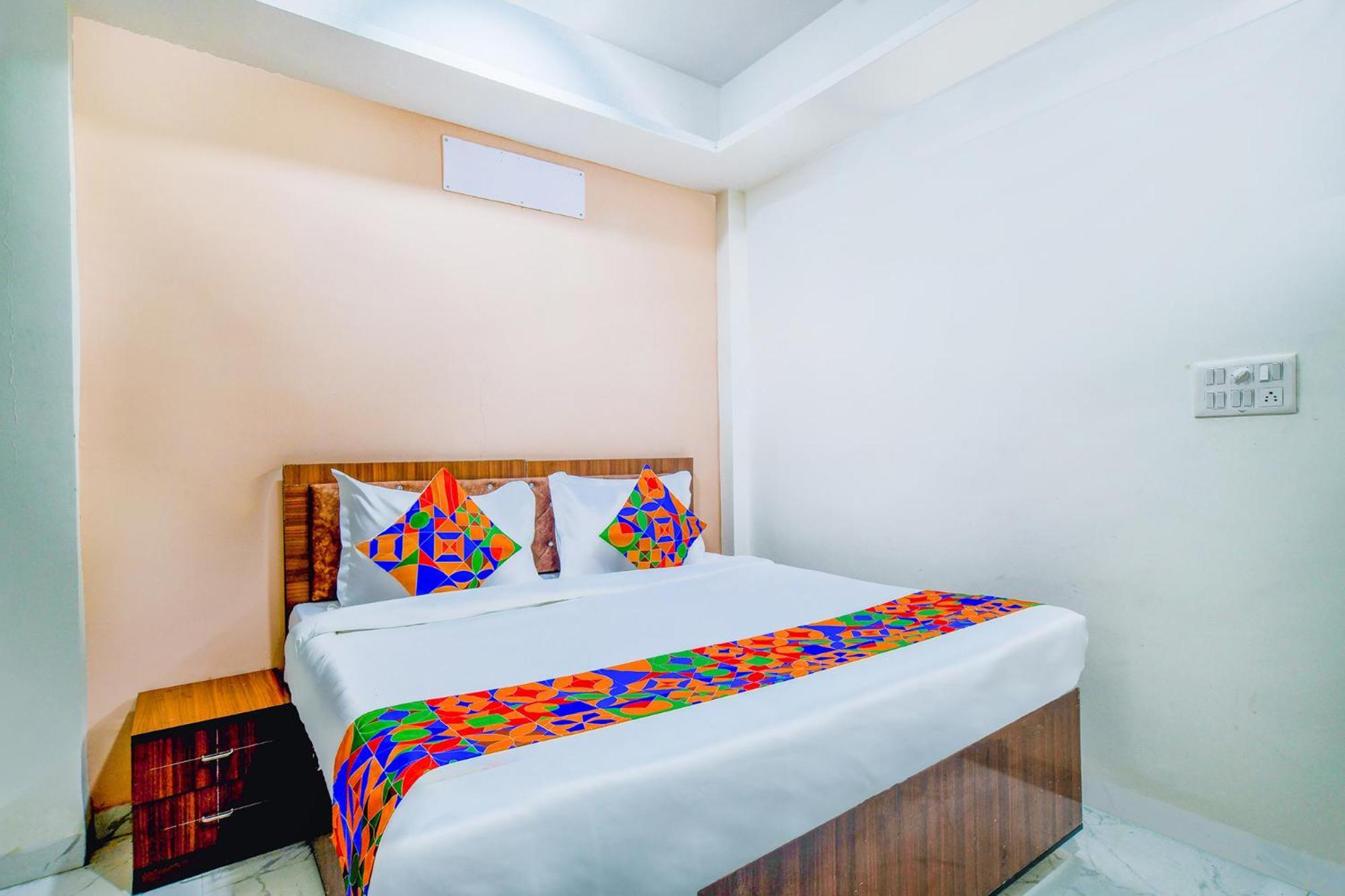Hotel O Regal Indore Exterior foto